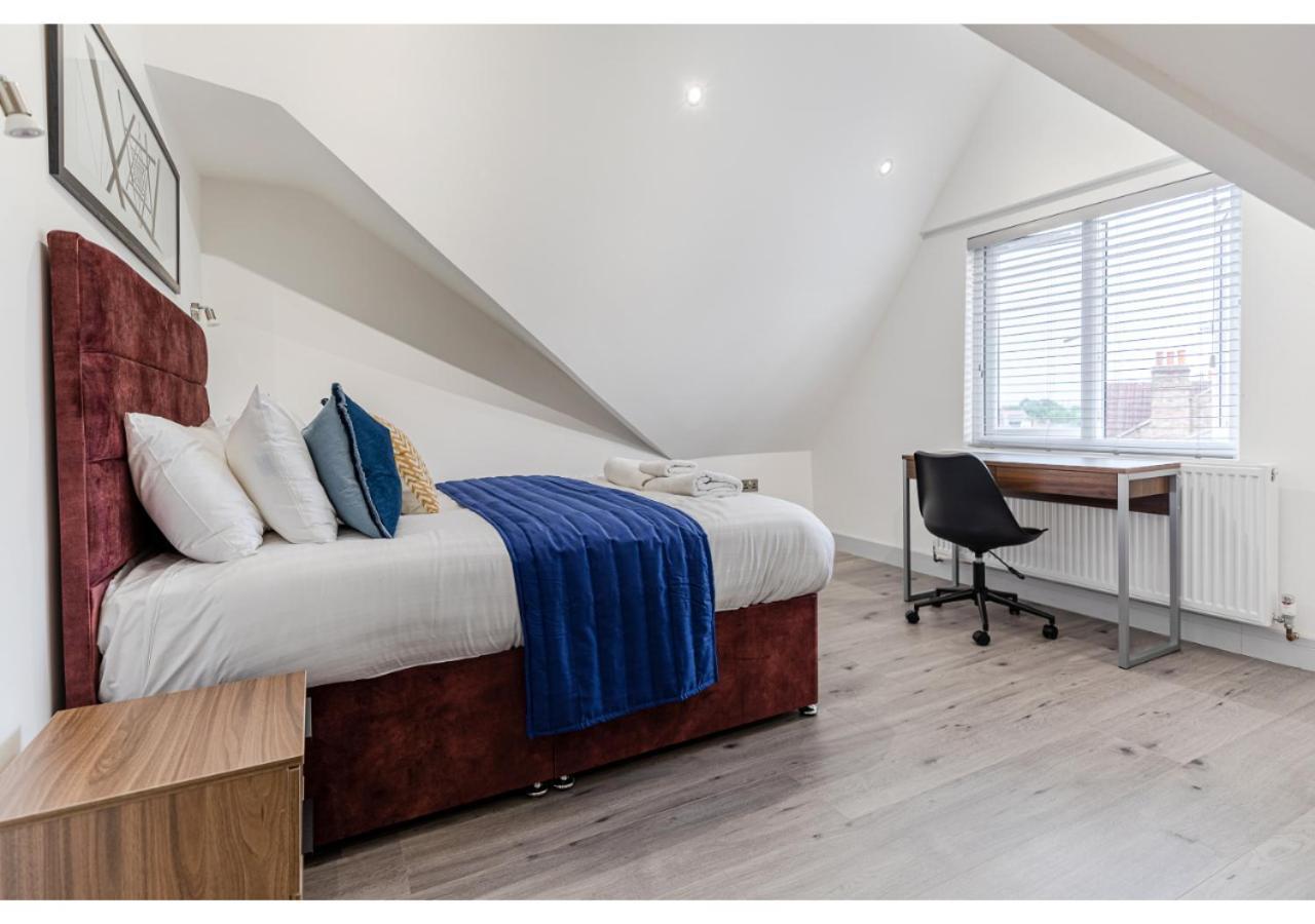 Cozy And Stylish 2 Bedroom Flat In Greater London Exterior photo